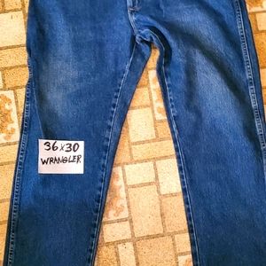 Mens wrangler jeans good condition.